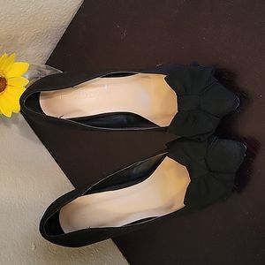 Wild Diva Black Bow Suede Heels Size 7